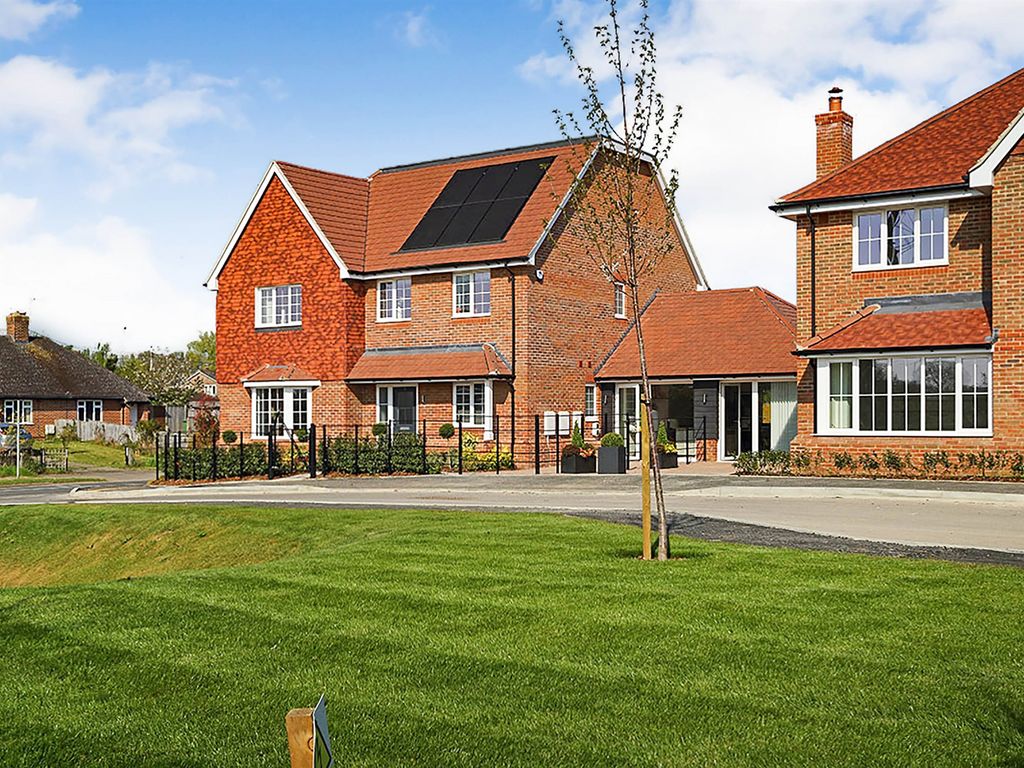 New home, 4 bed detached house for sale in Didcot Road, Long Wittenham
