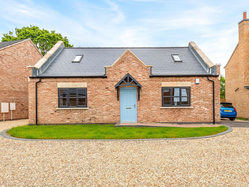 New home, 4 bed detached house for sale in Plot 66, Cleveland Avenue