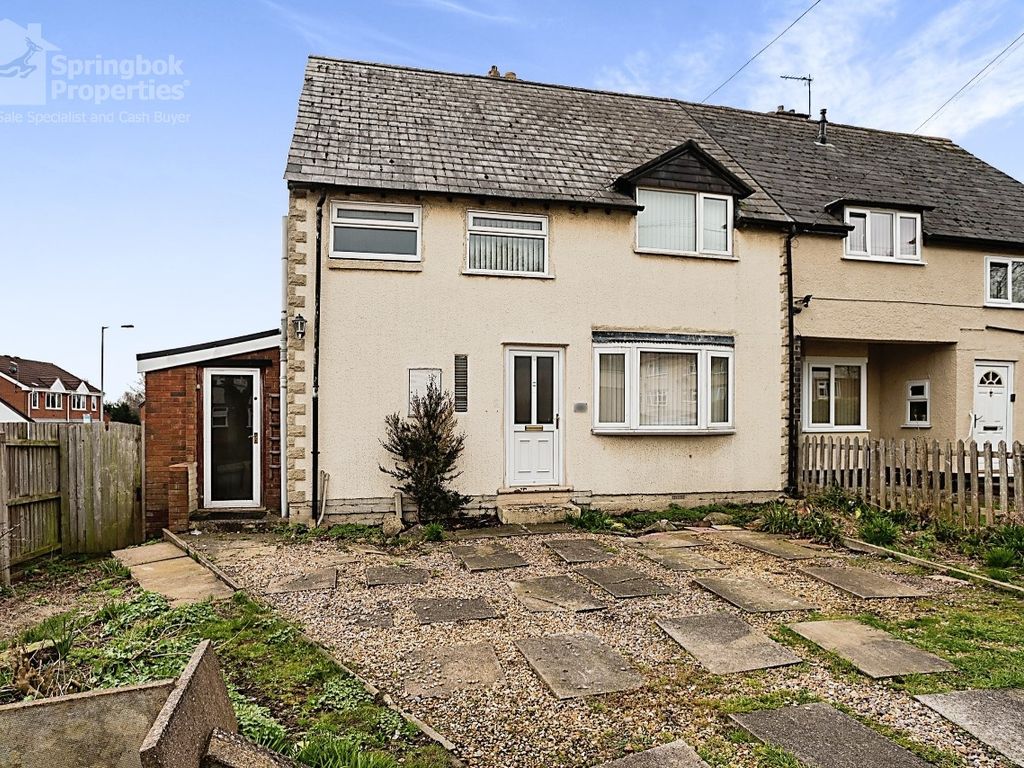 3 bed semidetached house for sale in St Johns Road, Cannock