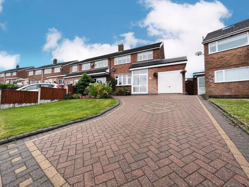 3 bed semidetached house for sale in Valley Road, 152334, Sutton