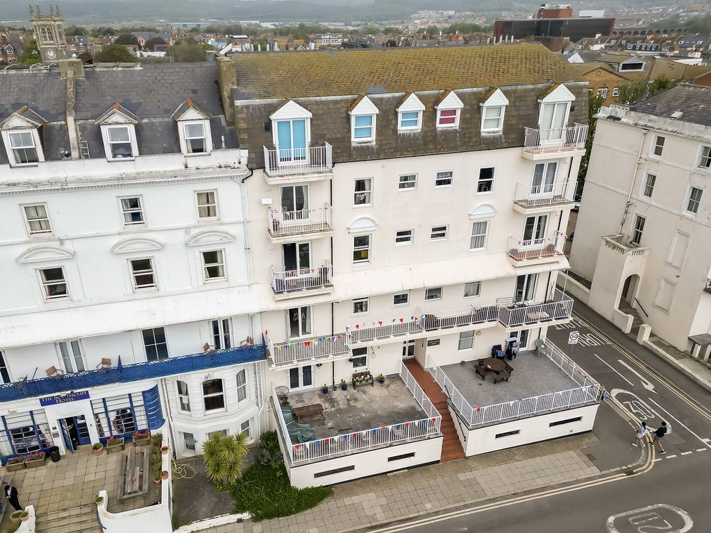 2 bed flat for sale in The Leas, Folkestone CT20, £325,000 Zoopla