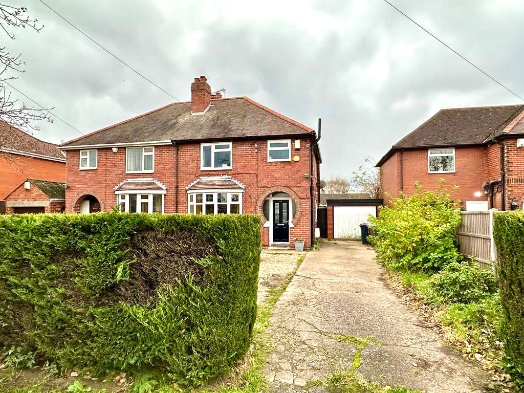 3 bed semidetached house for sale in Lincoln Road, North Hykeham