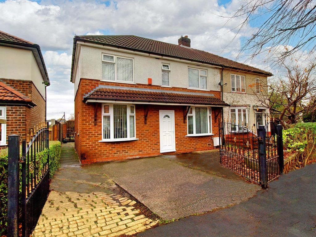 3 bed semidetached house for sale in Falmouth Avenue, Urmston