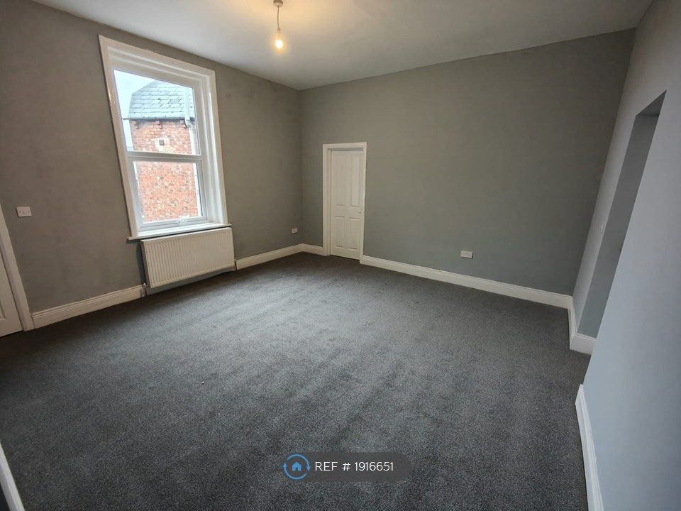1 bed flat to rent in Laygate, South Shields NE33, £550 pcm Zoopla