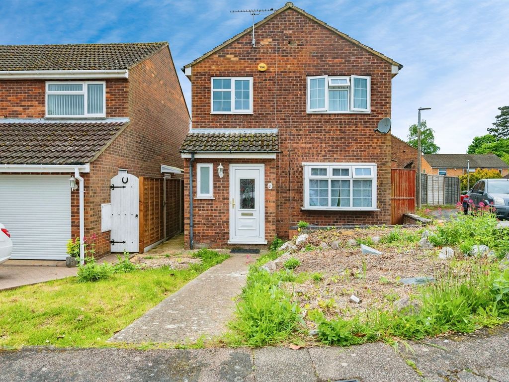 4 bed detached house for sale in Hunting Gate, Hemel Hempstead HP2, £525,000 Zoopla