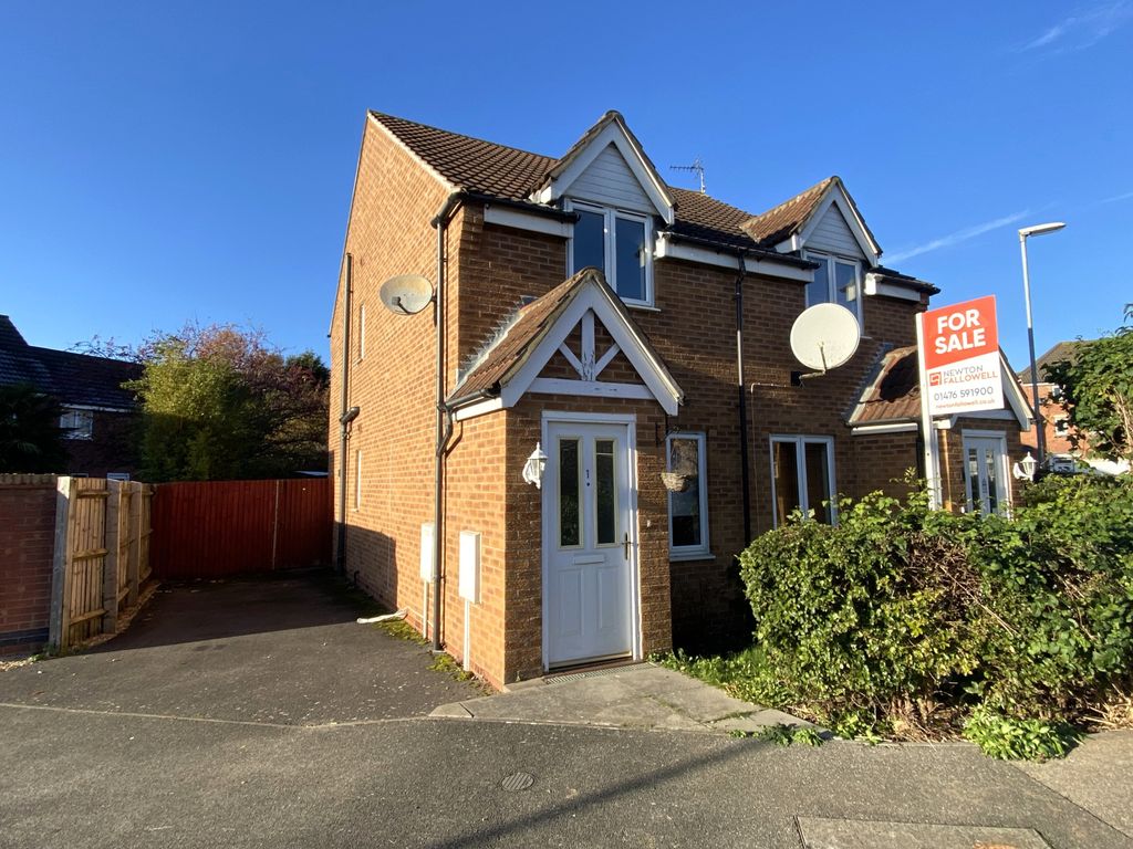 2 bed semidetached house for sale in Atlantic Place, Grantham NG31, £