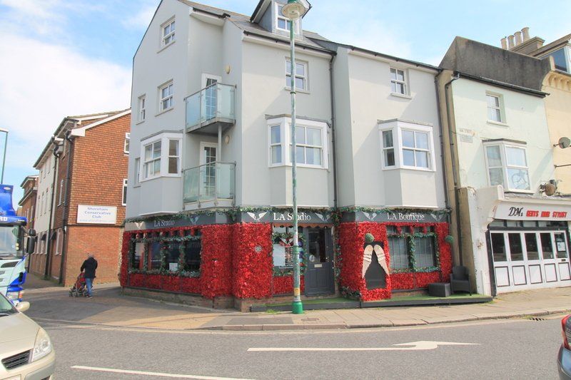 3 bed flat to rent in High Street, Shoreham By Sea BN43, £1,450 pcm Zoopla