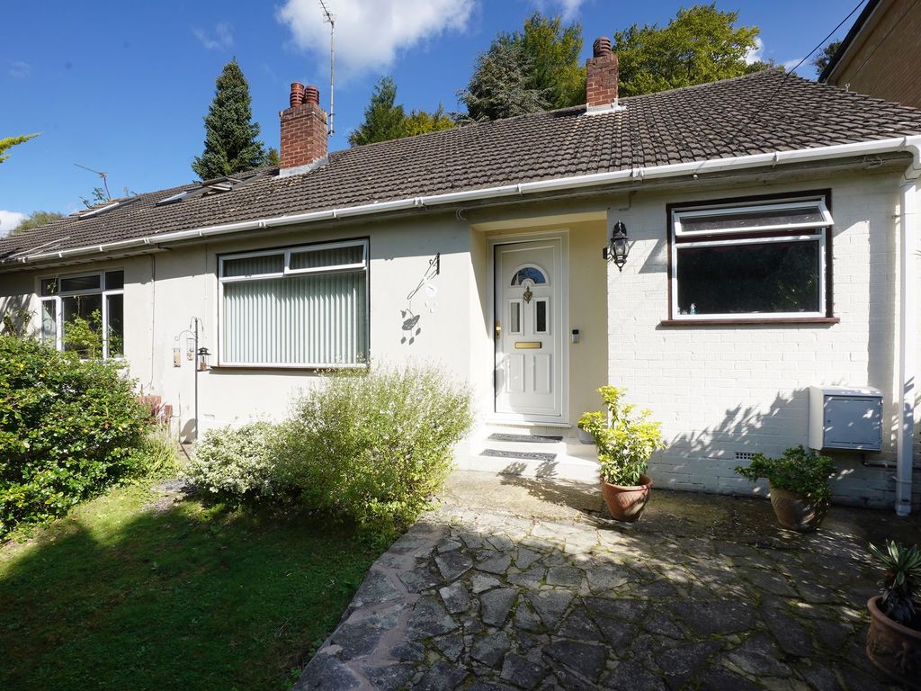 2 bed semidetached bungalow for sale in Boxley Road, Walderslade