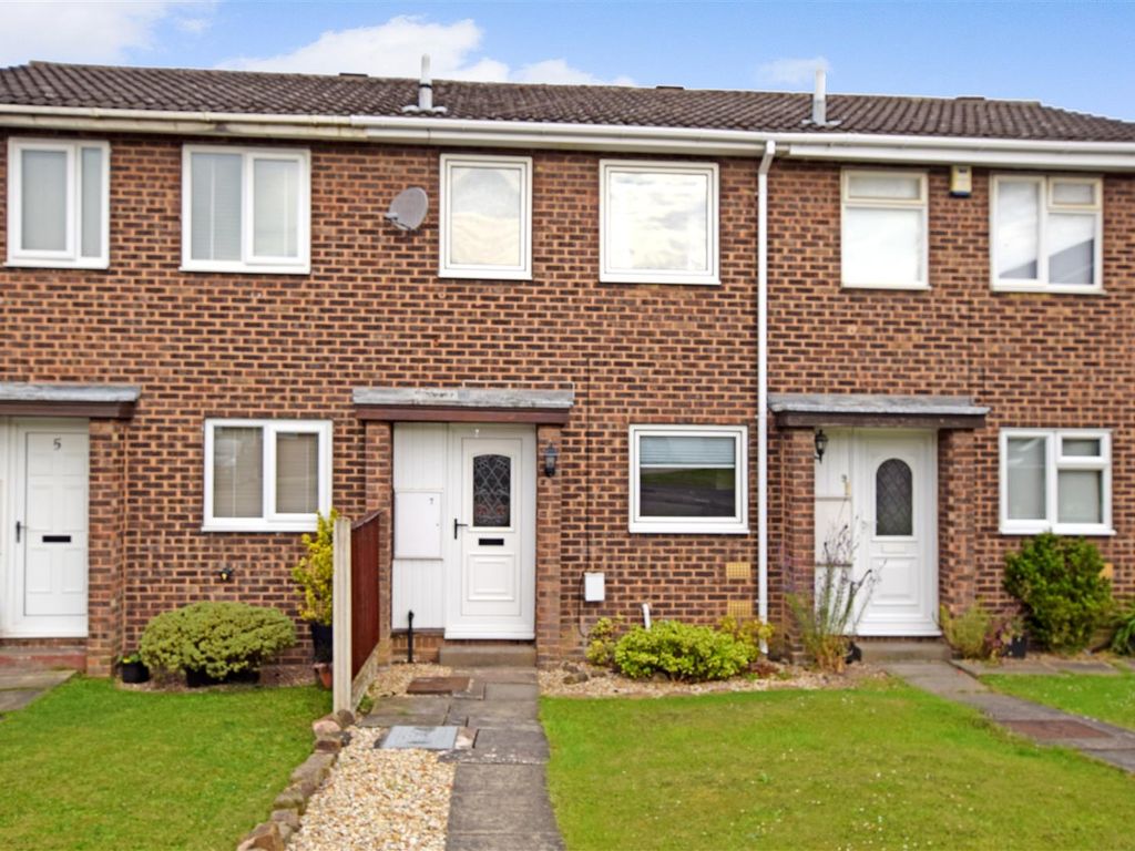 2 bed terraced house to rent in Pike Lowe Grove, Staincross, Barnsley