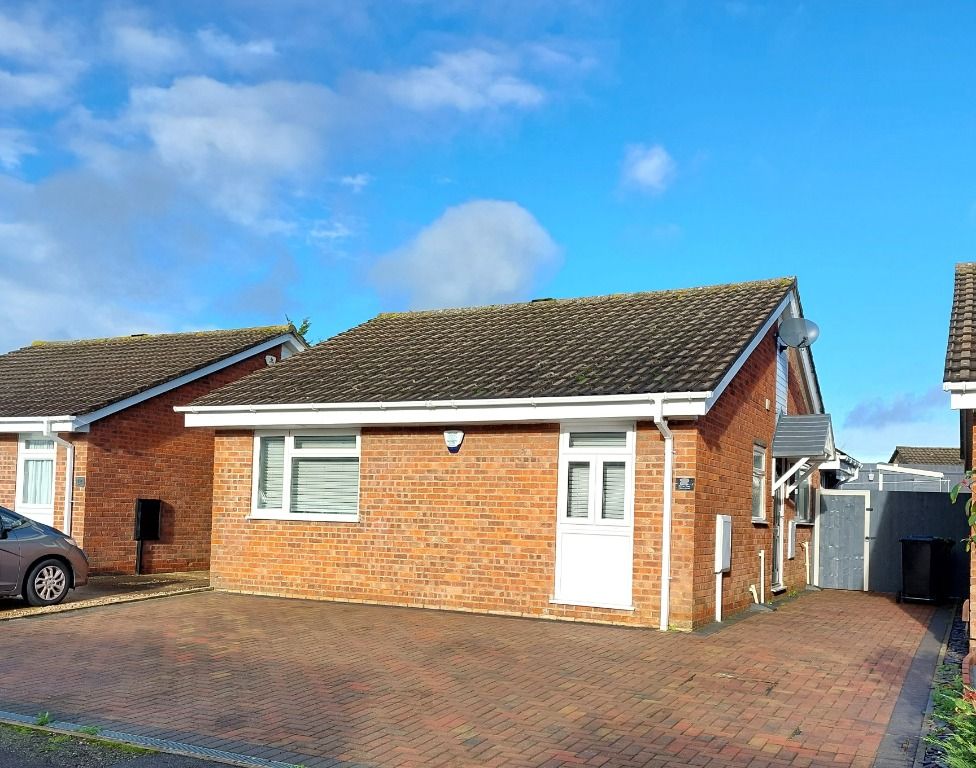 2 bed detached bungalow for sale in Blenheim, Wellingborough NN8 Zoopla