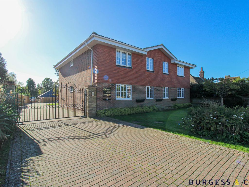 2 bed flat for sale in Barnhorn Road, BexhillOnSea TN39 Zoopla