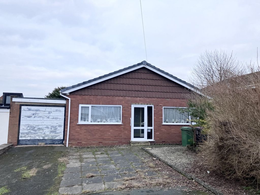 3 bed bungalow for sale in Marlow Drive, Trench, Telford, Shropshire