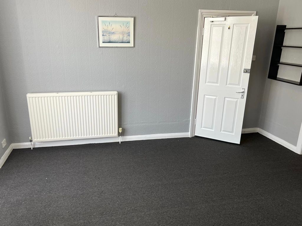 Studio to rent in Eastern Road, Romford RM1 Zoopla
