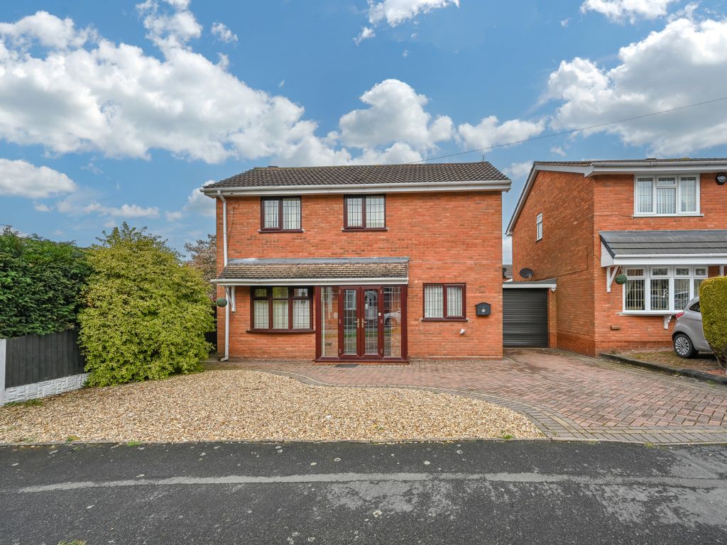3 bed linkdetached house for sale in Gorsemoor Road, Heath Hayes