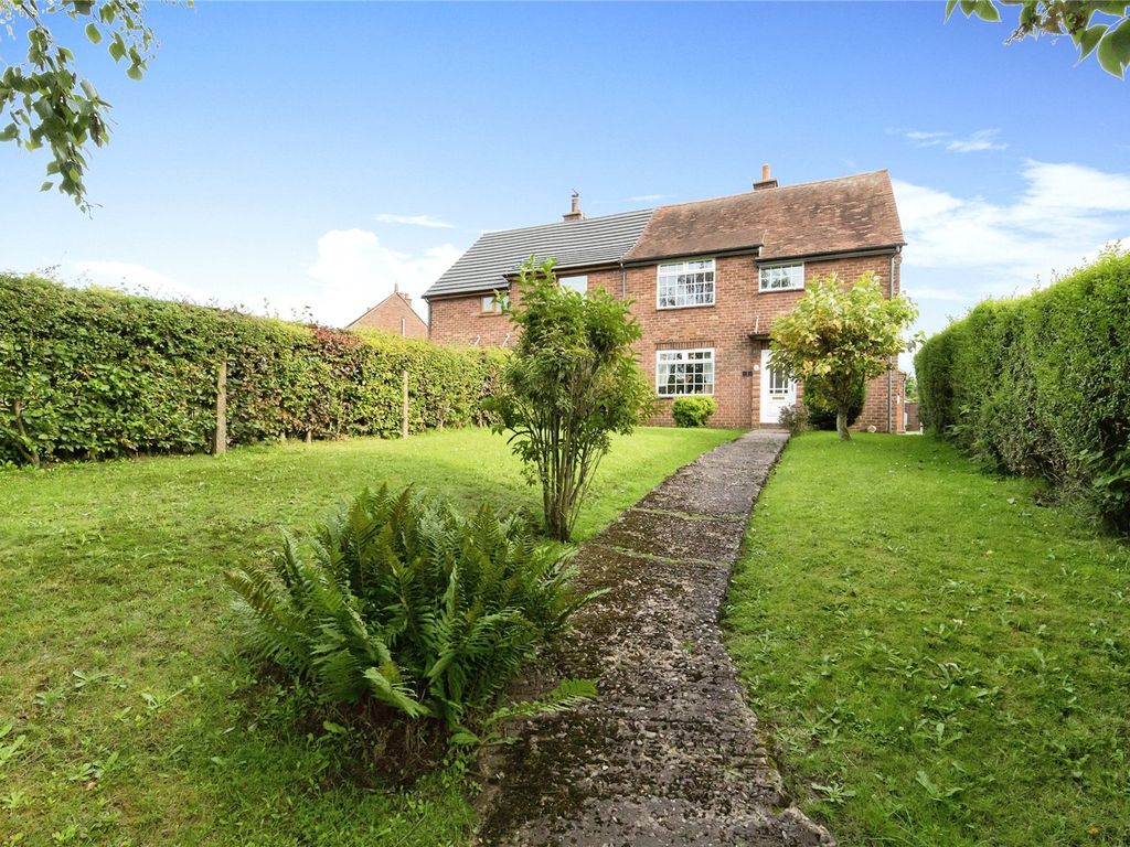 3 bed semidetached house for sale in West Avenue, Weston, Crewe