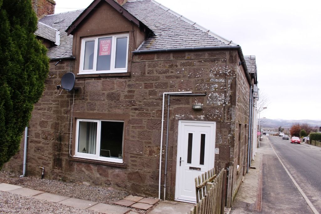 2 bed flat to rent in Gladstone Place, Laurencekirk AB30, £550 pcm Zoopla