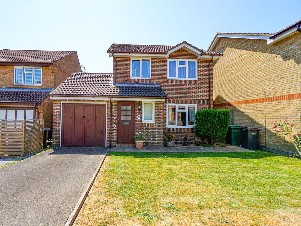 3 bed detached house for sale in Tall Ash Drive, St. LeonardsOnSea