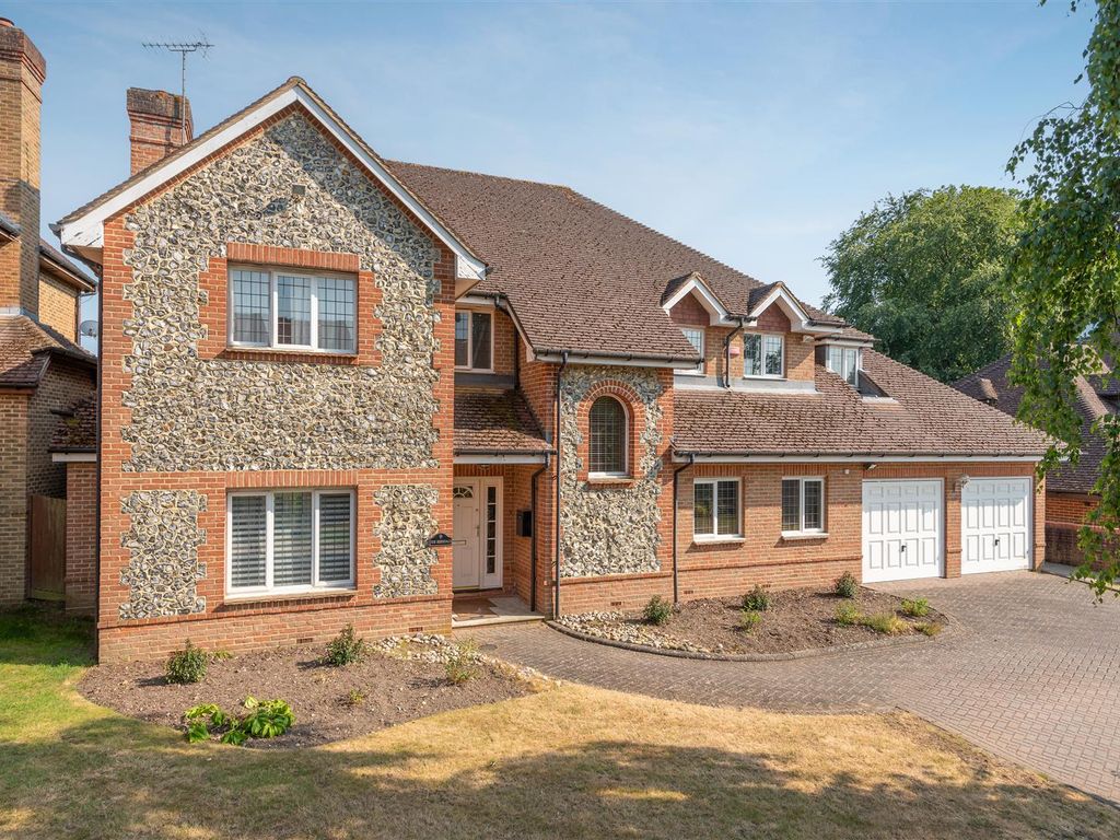 5 bed detached house for sale in Sheridan Grange, Sunningdale, Ascot