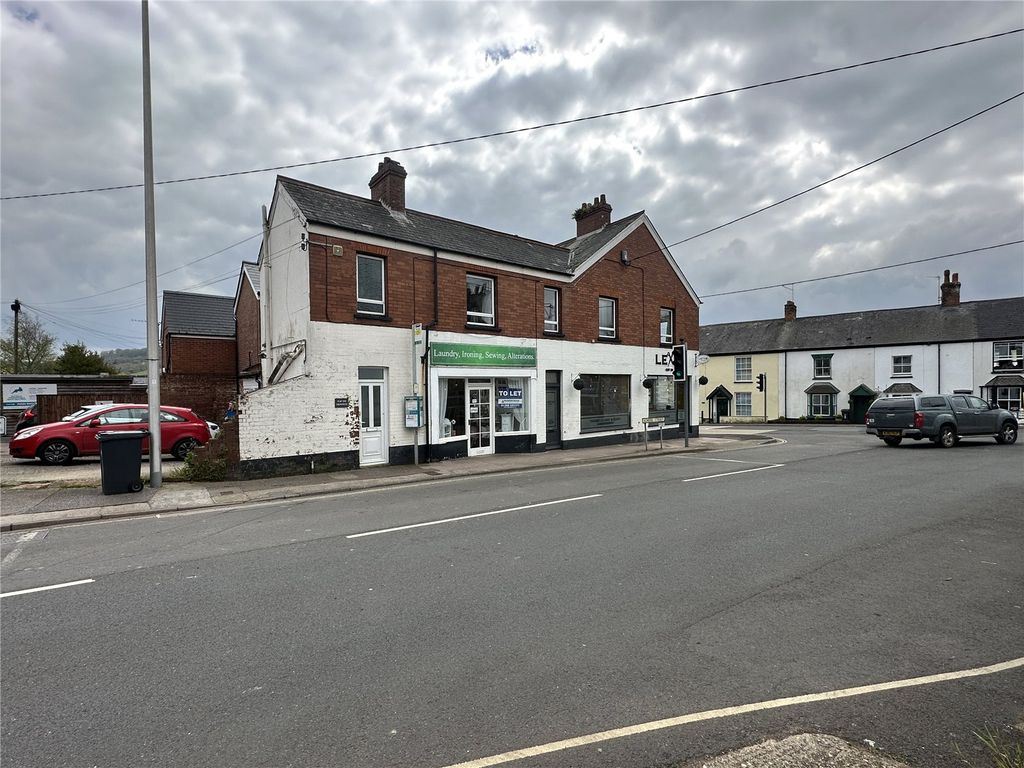 2 bed flat to rent in School Street, Sidford, Sidmouth, Devon EX10, £