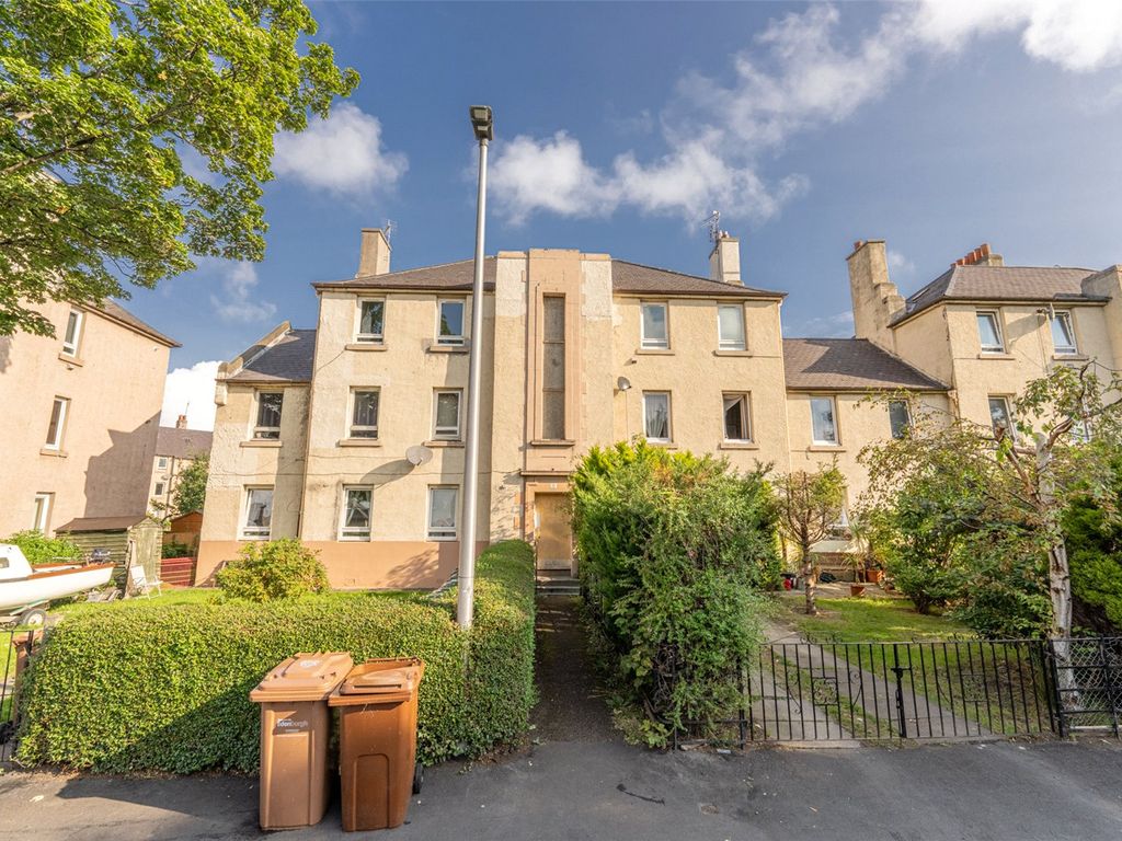 2 bed flat for sale in Loganlea Place, Edinburgh EH7, £145,000 Zoopla