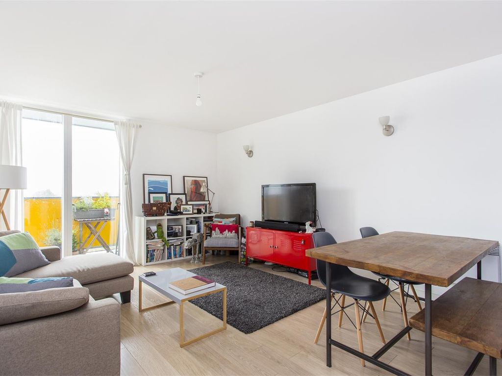1 bed flat for sale in Hudson Apartments, New River Village, Hornsey N8