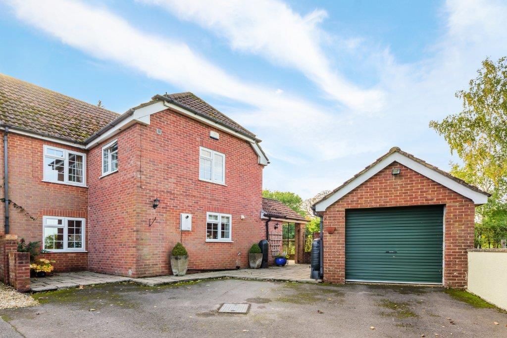 4 bed end terrace house for sale in The Gardens, Shroton, Blandford