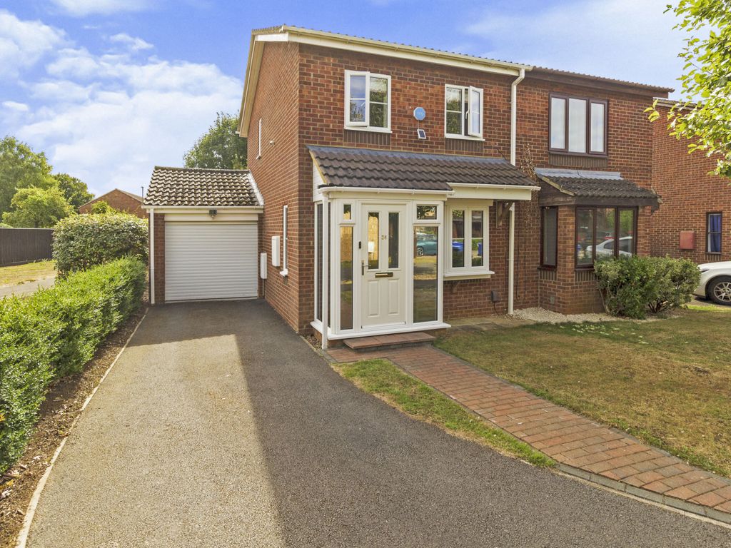 Beckdale Close, Bicester OX26  