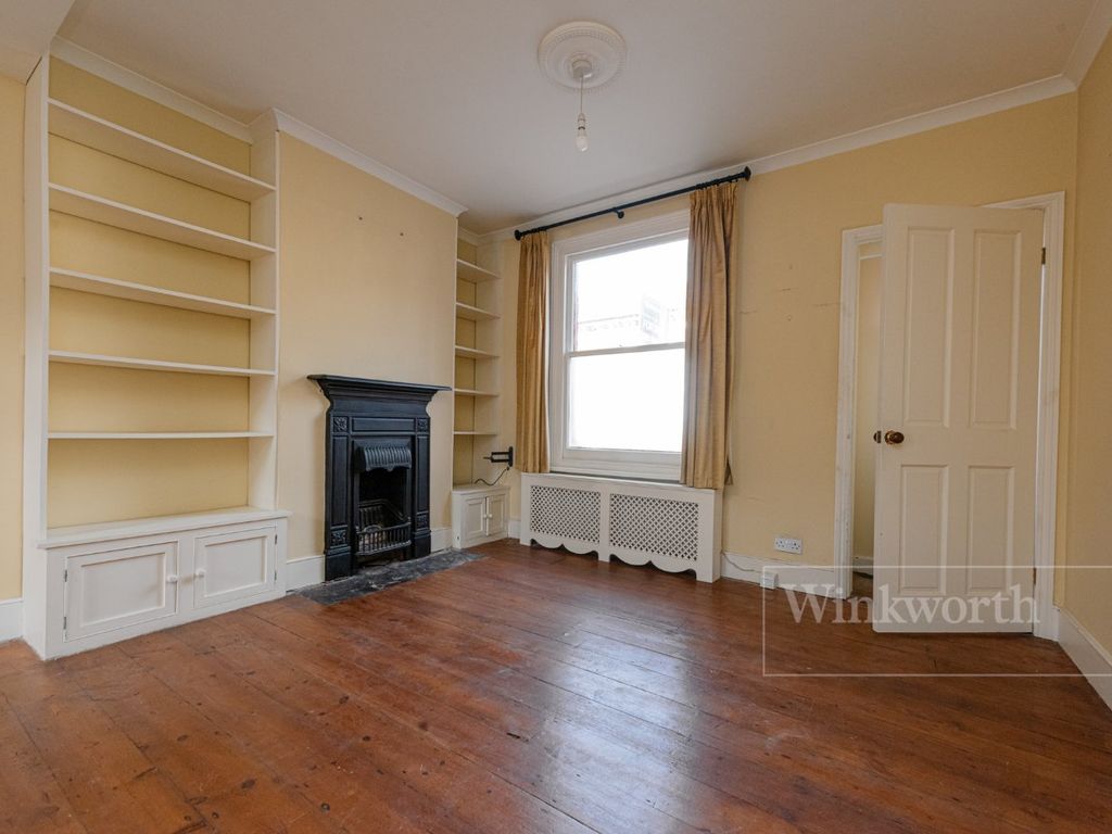 2 bed detached house for sale in Nutbourne Street, London W10, £625,000