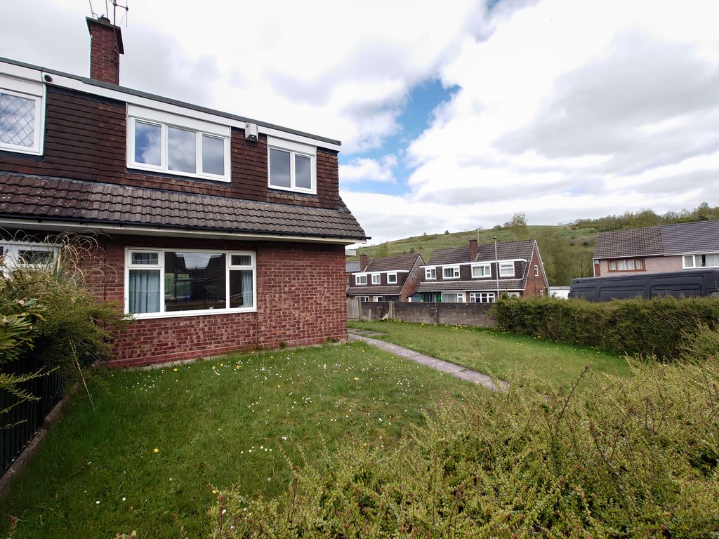 3 bed semidetached house for sale in Brindley Place, Chell Heath