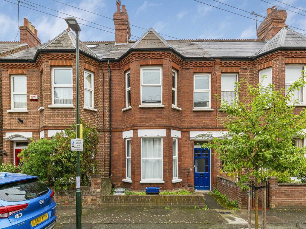 2 bed flat for sale in Salisbury Road, Richmond TW9, £599,950 Zoopla