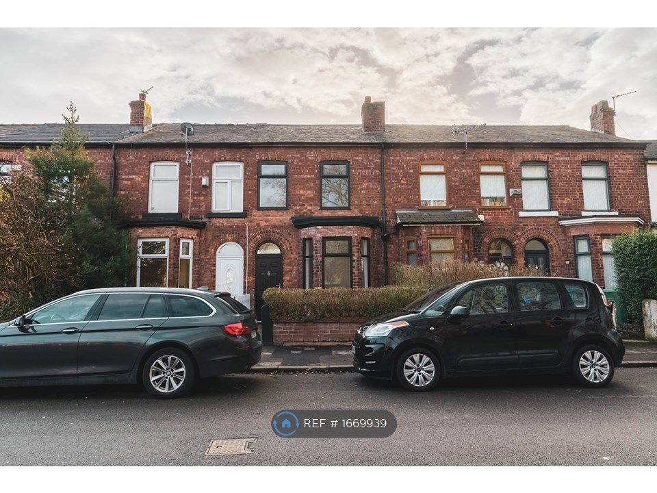 4 bed terraced house to rent in Broom Avenue, Manchester M19 Zoopla
