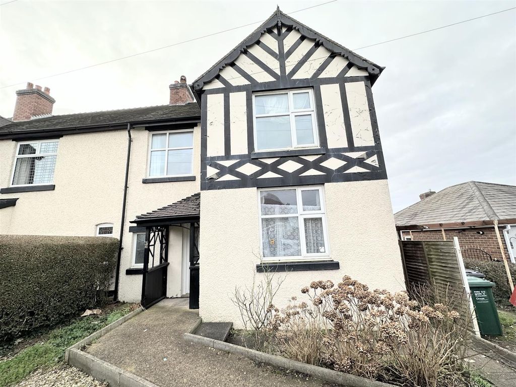 3 bed semidetached house for sale in Mount Pleasant Road, Castle