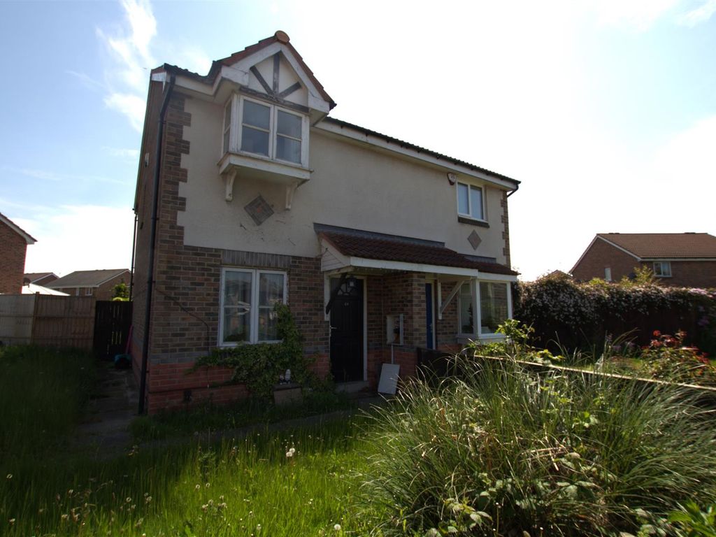 2 bed property for sale in Berwick Hills Avenue, Middlesbrough TS3, £