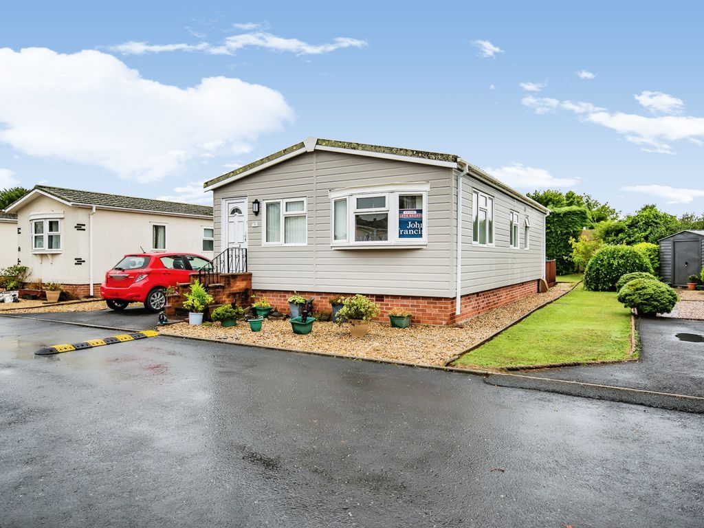 2 bed property for sale in Carmarthen Road, Kilgetty, Pembrokeshire