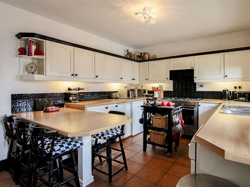 2 bed cottage for sale in Aspen Lane, Oswaldtwistle, Accrington BB5