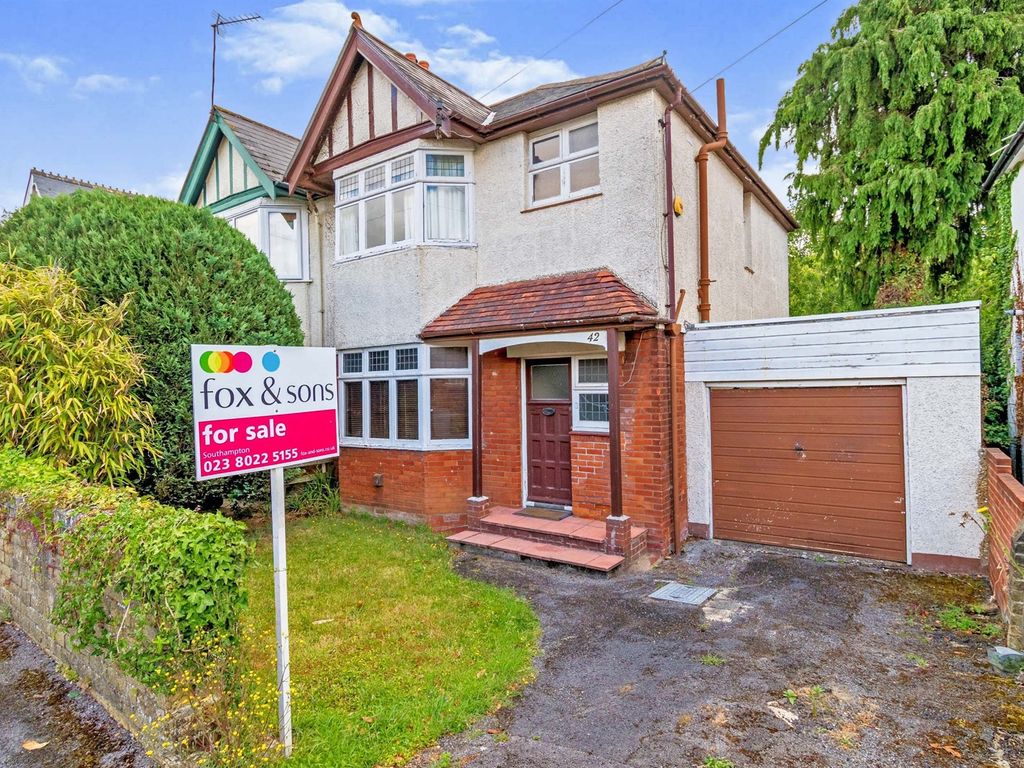 3 bed semidetached house for sale in Belmont Road, Portswood