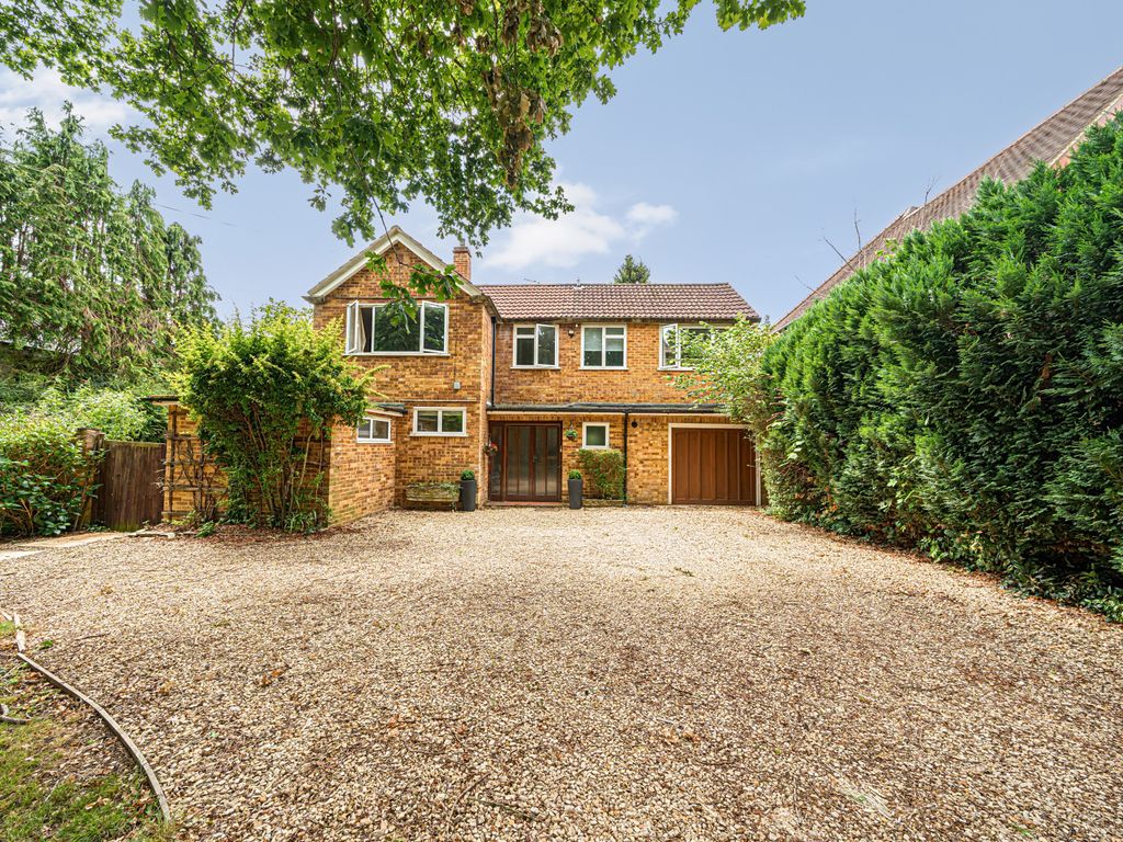 4 bed detached house for sale in Fulmer Drive, Gerrards Cross