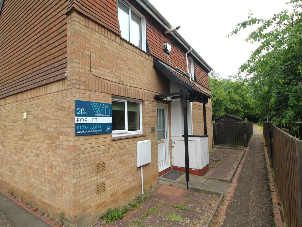 3 bed detached house to rent in Gostwick, Orton Brimbles, Peterborough