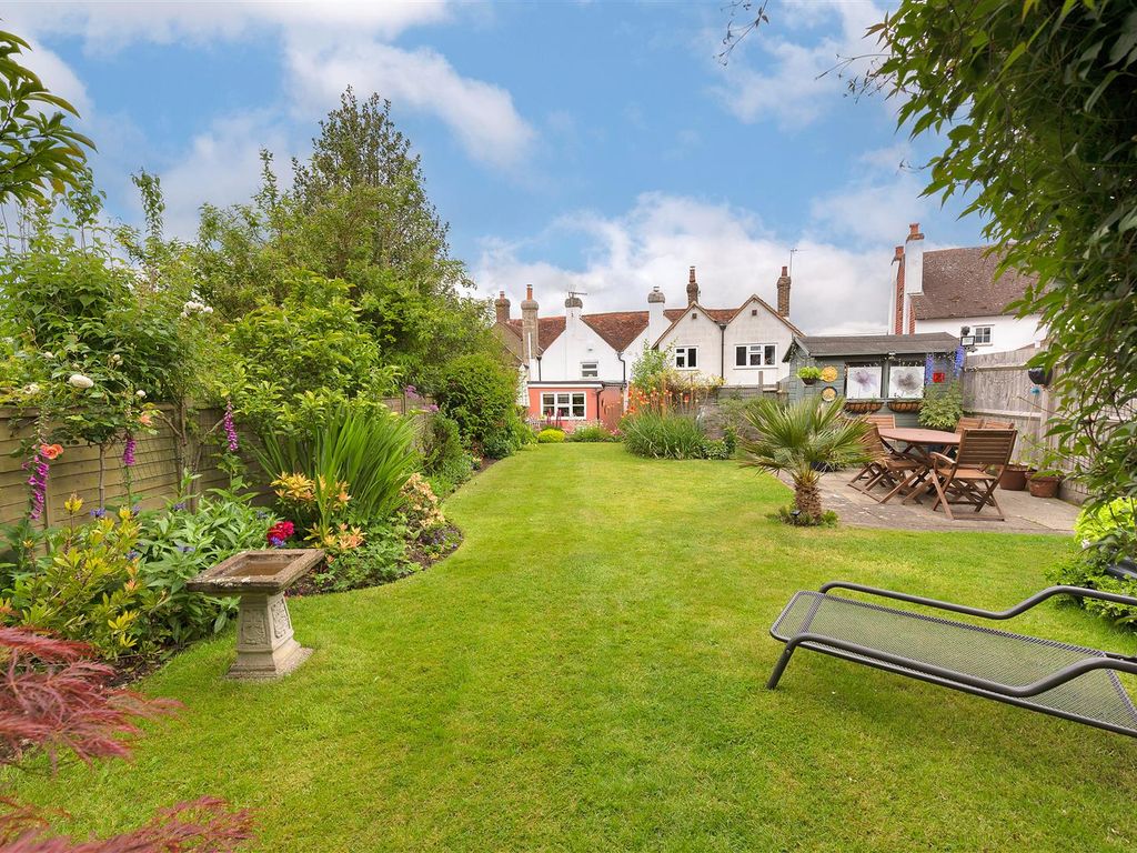 2 bed terraced house for sale in Maidstone Road, Pembury, Tunbridge