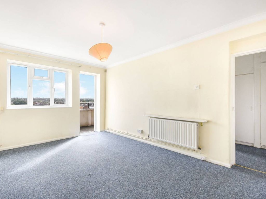 Lochinvar Street, Balham, London SW12