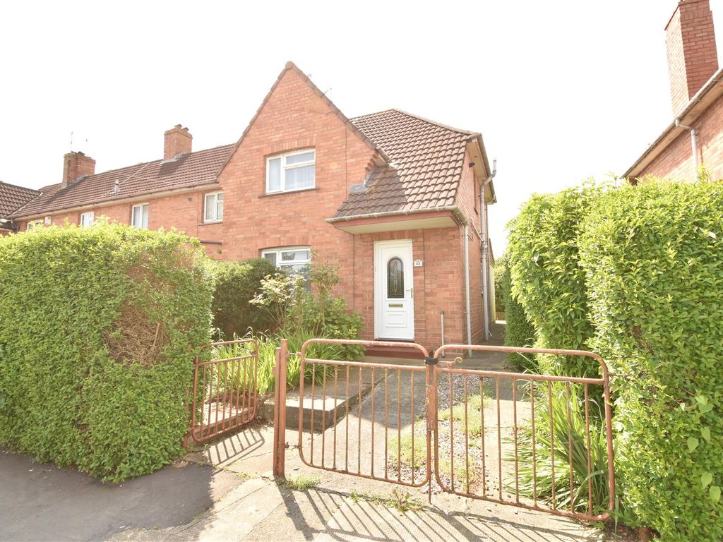 2 bed end terrace house for sale in Road, Knowle, Bristol BS4
