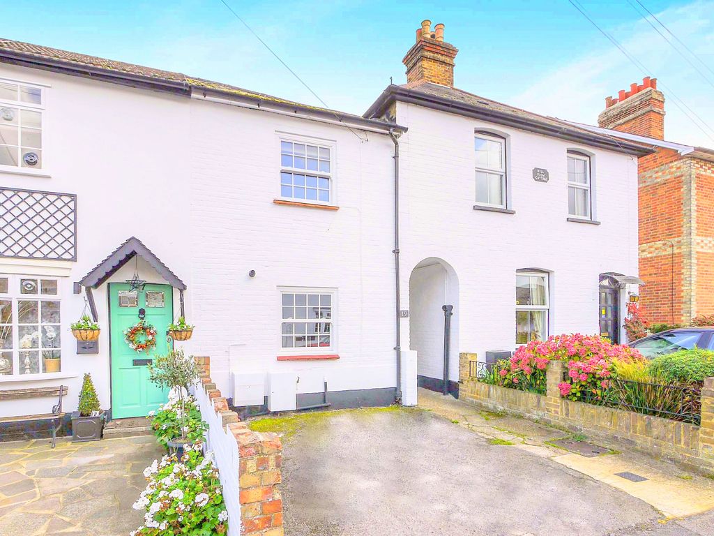 2 bed terraced house to rent in Grove Road, Chertsey KT16 Zoopla