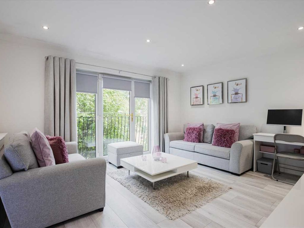 1 bed flat for sale in Argyll Place, Brancumhall, East Kilbride G74