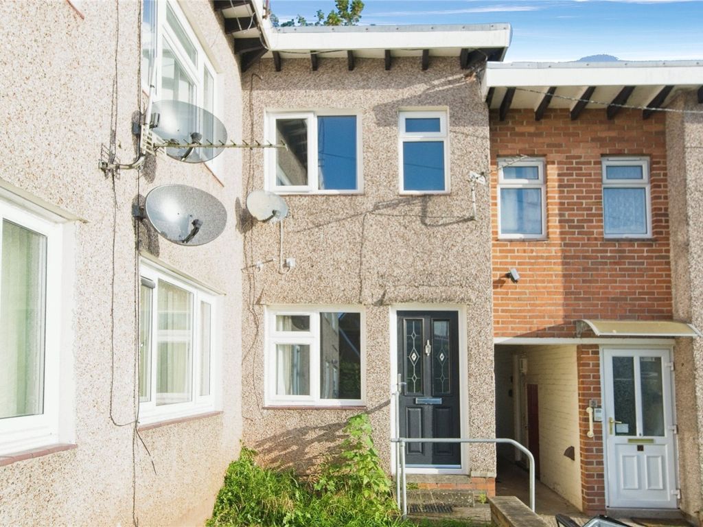 2 bed flat for sale in Ty Box Close, Pontnewydd, Cwmbran, Torfaen NP44
