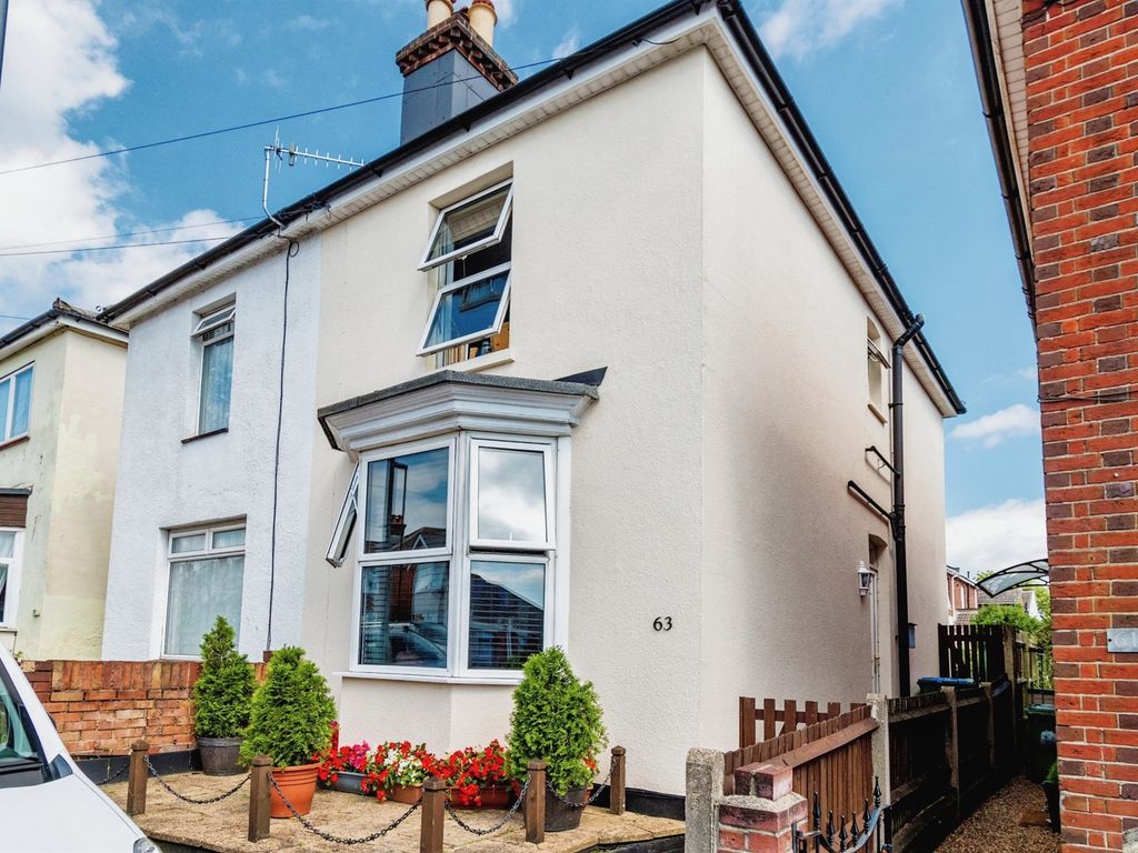 3 bed semidetached house for sale in Foundry Lane, Southampton SO15, £