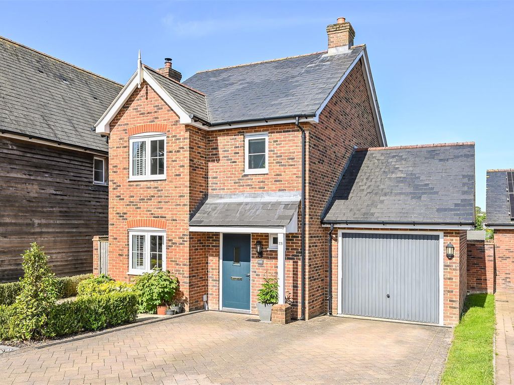 3 bed detached house for sale in Trafalgar Rise, Clanfield