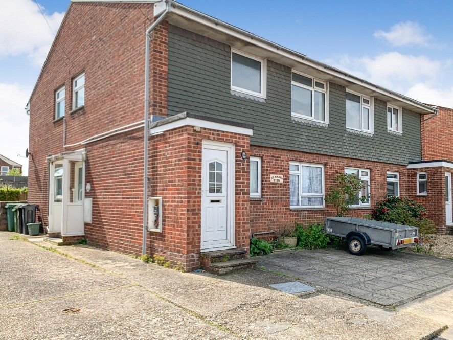 2 bed for sale in 80D Albany Road, Newport, Isle Of Wight