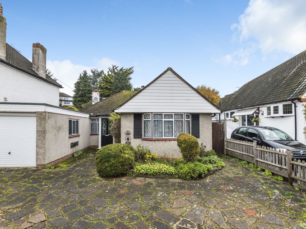 3 bed bungalow for sale in Tubbenden Lane, Farnborough, Orpington BR6