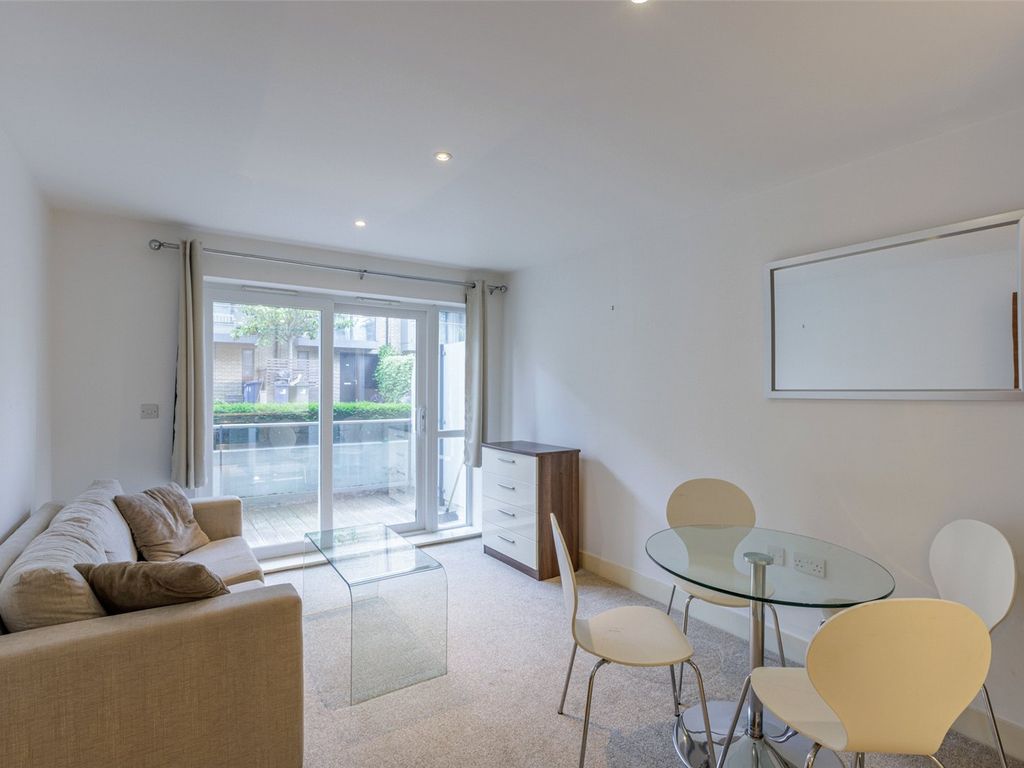 1 bed flat for sale in Bromyard Avenue, East Acton W3 Zoopla