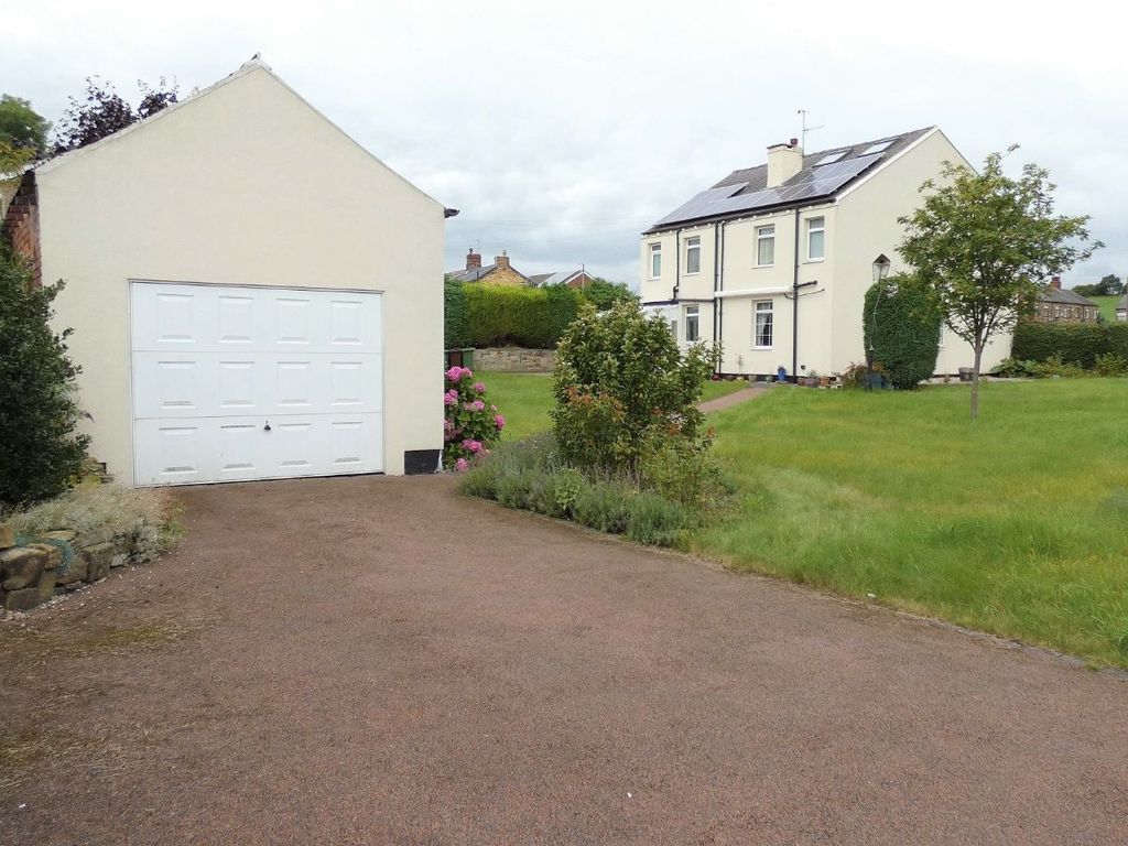 5 bed detached house to rent in Carlinghow Lane, Batley WF17 Zoopla